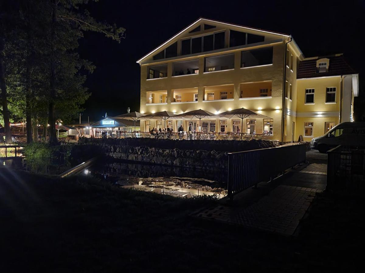Hotel & Ferienpark Fleether Muehle Миров Экстерьер фото