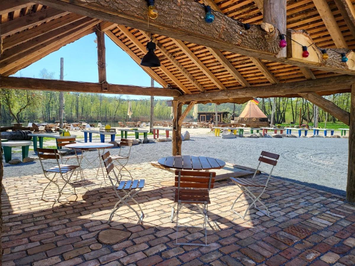 Hotel & Ferienpark Fleether Muehle Миров Экстерьер фото